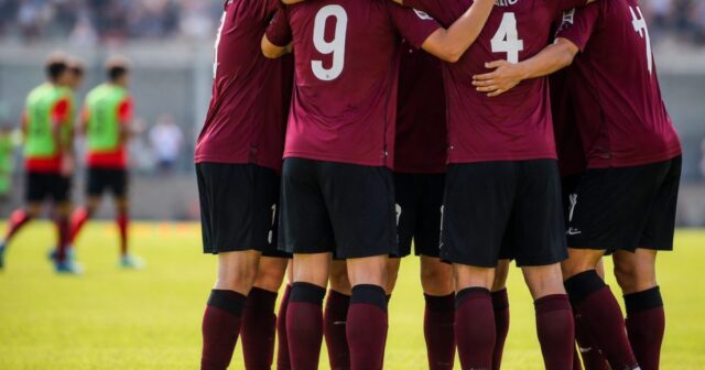 Salerno, Under 17 granata in cerca di riscatto contro la Ternana negli ottavi di finale Salerno, Under 17 granata in cerca di riscatto contro la Ternana negli ottavi di finale