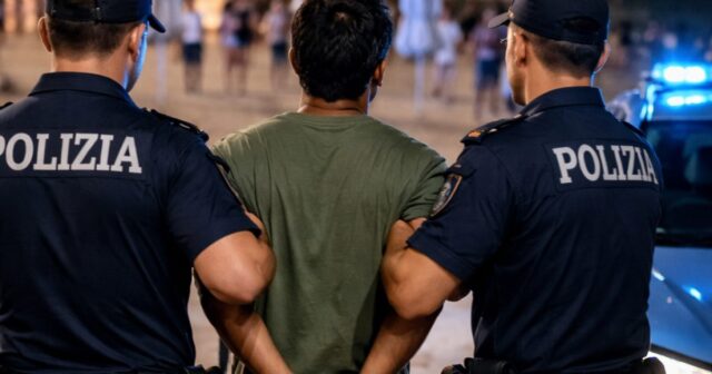 Arrestato un cittadino del Bangladesh per tentata violenza sessuale Arrestato un cittadino del Bangladesh per tentata violenza sessuale