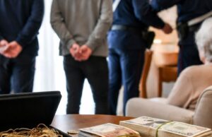 Falsi funzionari della Procura truffano anziana: arrestati due uomini Falsi funzionari della Procura truffano anziana: arrestati due uomini
