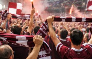 I tifosi granata continuano a seguire la Salernitana nonostante le restrizioni I tifosi granata continuano a seguire la Salernitana nonostante le restrizioni