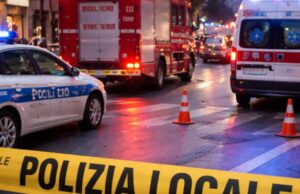 Indagini in corso per un accoltellamento a Salerno Indagini in corso per un accoltellamento a Salerno