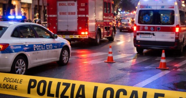 Indagini in corso per un accoltellamento a Salerno Indagini in corso per un accoltellamento a Salerno