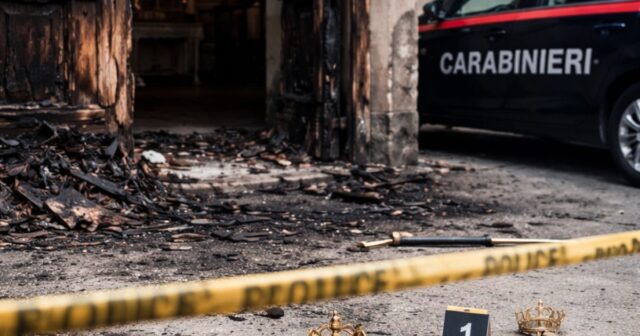 Vandalizzato il Santuario di San Michele, portone bruciato e furto di oggetti sacri