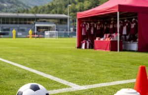 Cascia accoglie il temporary store della Salernitana Cascia accoglie il temporary store della Salernitana