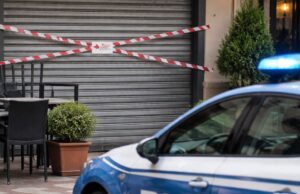 Chiusura di un locale a Sarno per motivi di ordine pubblico Chiusura di un locale a Sarno per motivi di ordine pubblico