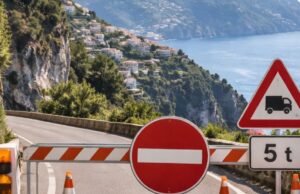 Divieto di transito sulla SR 373 a Ravello, Della Monica: “Rischi per la Costiera Amalfitana” Divieto di transito sulla SR 373 a Ravello, Della Monica: "Rischi per la Costiera Amalfitana"
