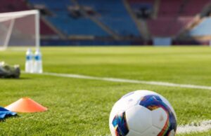 Il direttore sportivo Daniele Faggiano sarebbe interessato al trequartista Gregorio Luperini del Catania. Il direttore sportivo Daniele Faggiano sarebbe interessato al trequartista Gregorio Luperini del Catania.