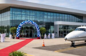 Inaugurato il nuovo terminal dell’aviazione generale all’aeroporto di Salerno Inaugurato il nuovo terminal dell'aviazione generale all'aeroporto di Salerno
