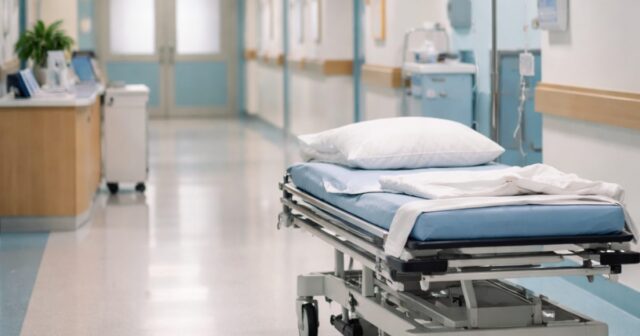 Incidente stradale in contrada "Scorzello": tre giovani trasportate in ospedale Incidente stradale in contrada "Scorzello": tre giovani trasportate in ospedale