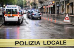 Incidente tra camion sull’A2 provoca chiusura del tratto Incidente tra camion sull'A2 provoca chiusura del tratto