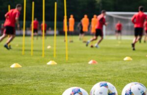 Ritiro a Cascia: i calciatori di mister Cosmi impegnati in allenamenti intensivi Ritiro a Cascia: i calciatori di mister Cosmi impegnati in allenamenti intensivi