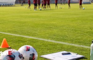 Amichevole della Salernitana al Mary Rosy: vittoria 7-0 contro la Primavera Amichevole della Salernitana al Mary Rosy: vittoria 7-0 contro la Primavera