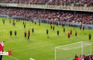 Foggia, grande affluenza di tifosi all’allenamento a porte aperte Foggia, grande affluenza di tifosi all'allenamento a porte aperte