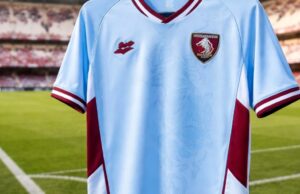 Presentata la terza maglia della Salernitana per il campionato 2026/2027 Presentata la terza maglia della Salernitana per il campionato 2026/2027