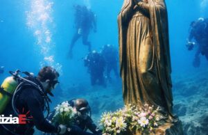 Tradizionale omaggio alla Madonna degli Abissi a Castellabate Tradizionale omaggio alla Madonna degli Abissi a Castellabate
