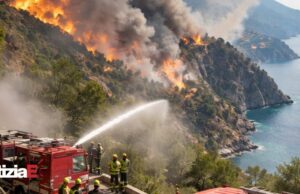 Incendi devastano la Costiera Amalfitana: intervento dei Vigili del Fuoco Incendi devastano la Costiera Amalfitana: intervento dei Vigili del Fuoco
